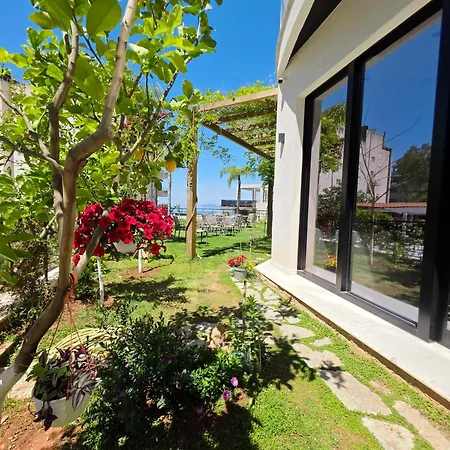 Valza Boutique Hotel 4*