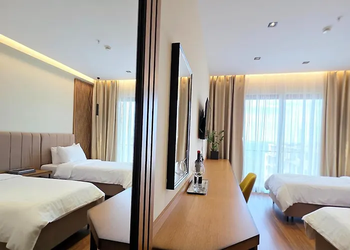 Hotel Valza Boutique 4*