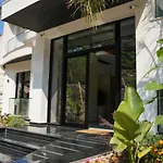 Ξενοδοχείο Valza Boutique 4*