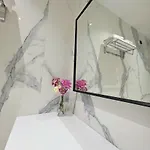 Valza Boutique Vlorë
