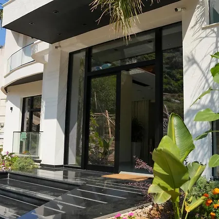 Отель Valza Boutique 4*